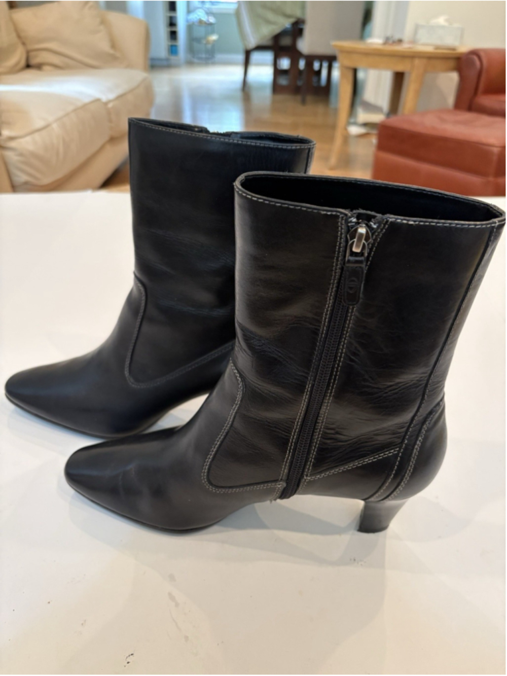 New W/box Joan & David Black Ankle Boots-leather-size 10-zip-contrast Stitching